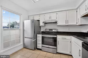 8114 Cloverhurst Rd, Glen Burnie, MD 21061 - Photo 2