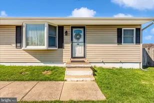 1628 Pleasantville Dr, Glen Burnie, MD 21061 - Photo 4