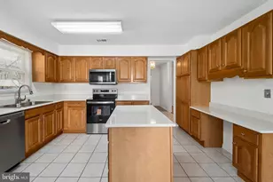 869 Clubhouse Village View, Annapolis, MD 21401 - Photo 10