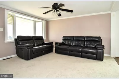 1011 Londonderry Drive, Glen Burnie, MD 21061 - Photo 4