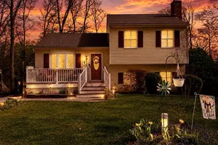 646 Cedar Dr, Pasadena, MD 21122 - Photo 2
