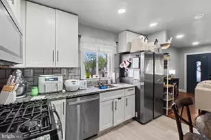 109 Herbert Ct, Glen Burnie, MD 21060 - Photo 8