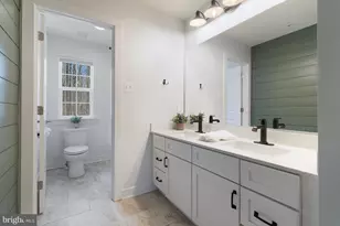 704 Roane Hollow Ln, Annapolis, MD 21401 - Photo 24