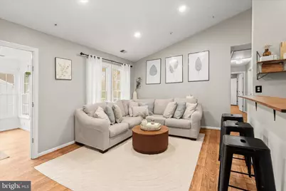 641 Deering Road #2J, Pasadena, MD 21122 - Photo 8