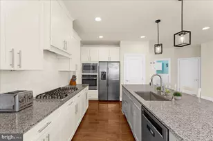 830 Sebastian Ln, Gambrills, MD 21054 - Photo 12