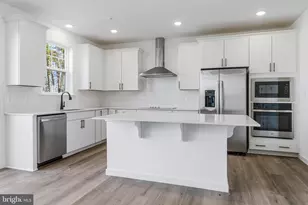 5726 Howard Dr, Glen Burnie, MD 21060 - Photo 12