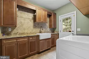 370 Eagle Hill Rd, Pasadena, MD 21122 - Photo 34