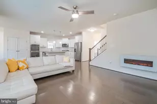 7605 Gigur Dr, Hanover, MD 21076 - Photo 10