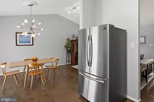 864 Snow Valley Ln, Odenton, MD 21113 - Photo 12