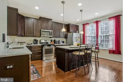 207 Gunther Place, Glen Burnie, MD 21060 - Photo 4