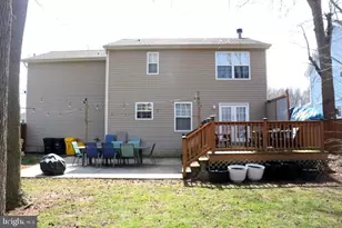 300 Beverley Pl, Edgewater, MD 21037 - Photo 2