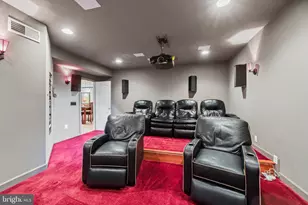 707 Pilot House Dr, Annapolis, MD 21401 - Photo 36