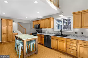 1217 Valley Rd, Pasadena, MD 21122 - Photo 6