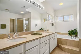 7001 Clinton Ct, Annapolis, MD 21403 - Photo 28