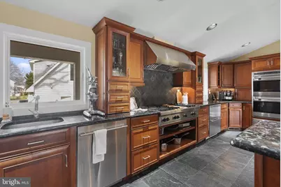 22 E Lake Drive, Annapolis, MD 21403 - Photo 30