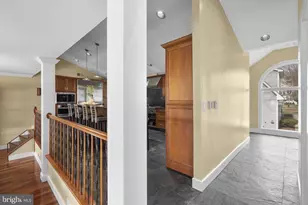 22 E Lake Dr, Annapolis, MD 21403 - Photo 14