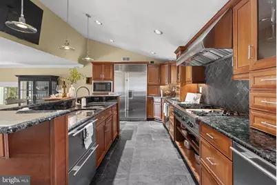22 E Lake Drive, Annapolis, MD 21403 - Photo 26