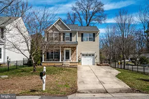 462 Lincoln Dr, Glen Burnie, MD 21060 - Photo 2