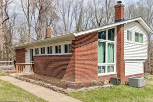 207 1st St, Annapolis, MD 21401 - Photo 1