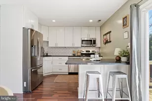 1503 Marlborough Ct, Crofton, MD 21114 - Photo 10