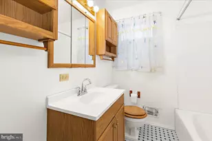 133 Cedar Hill Rd, Baltimore, MD 21225 - Photo 18