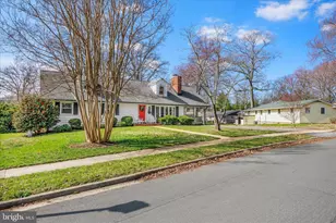 811 Teakwood Dr, Severna Park, MD 21146 - Photo 2