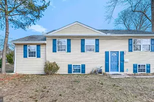 756 223rd St, Pasadena, MD 21122 - Photo 1