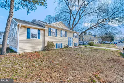 756 223rd Street, Pasadena, MD 21122 - Photo 2