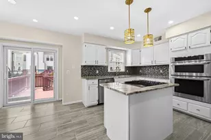 299 St Michaels Cir, Odenton, MD 21113 - Photo 2