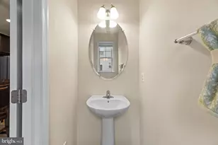 526 Pebblebrook Ln, Glen Burnie, MD 21060 - Photo 18