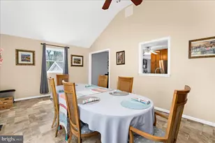 610 Sutton Dr, Pasadena, MD 21122 - Photo 16