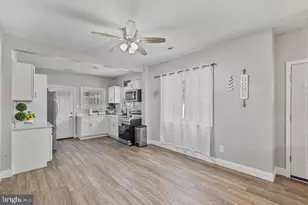 8489 Arbutus Rd, Pasadena, MD 21122 - Photo 10