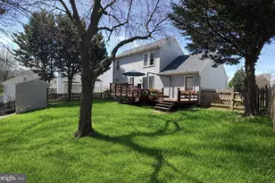 757 Sunnyfield Ln, Baltimore, MD 21225 - Photo 2