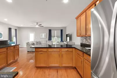 7825 Crystal Brook Way, Hanover, MD 21076 - Photo 4