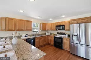 426 Riverside Dr, Pasadena, MD 21122 - Photo 4