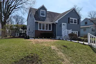 307 Oxford Dr, Glen Burnie, MD 21061 - Photo 2