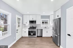 307 Oxford Dr, Glen Burnie, MD 21061 - Photo 10