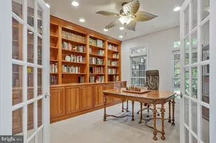27 Hunting Ct, Edgewater, MD 21037 - Photo 16