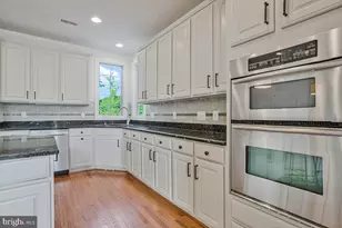 27 Hunting Ct, Edgewater, MD 21037 - Photo 24