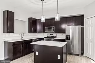 1 Harbour Heights Dr, Annapolis, MD 21401 - Photo 1