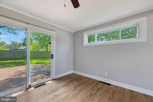 301 8th Ave SE, Glen Burnie, MD 21061 - Photo 10