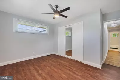 301 8th Avenue SE, Glen Burnie, MD 21061 - Photo 16