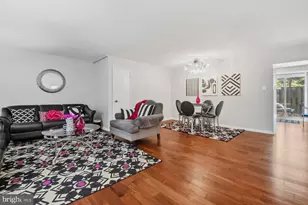 1612 W Bancroft Ln, Crofton, MD 21114 - Photo 4
