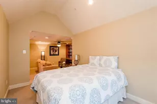 2703 Merlot Ln, Annapolis, MD 21401 - Photo 20