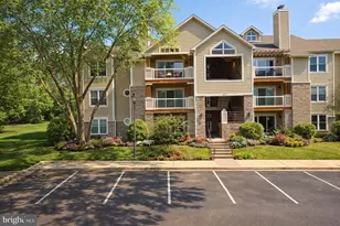 605 Admiral Dr, Annapolis, MD 21401 - Photo 1