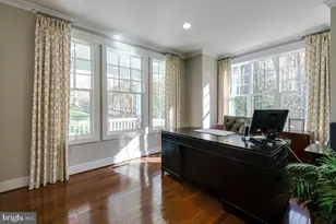 7326 Wisteria Pt Dr, Hanover, MD 21076 - Photo 18