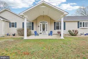 54 Dayton Dr, Pasadena, MD 21122 - Photo 4