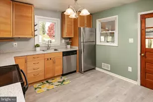234 Meadow Rd, Pasadena, MD 21122 - Photo 12