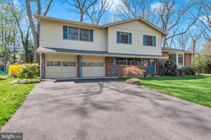 179 Grosvenor Ln, Severna Park, MD 21146 - Photo 2