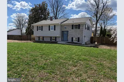 925 Longview Avenue, Pasadena, MD 21122 - Photo 1